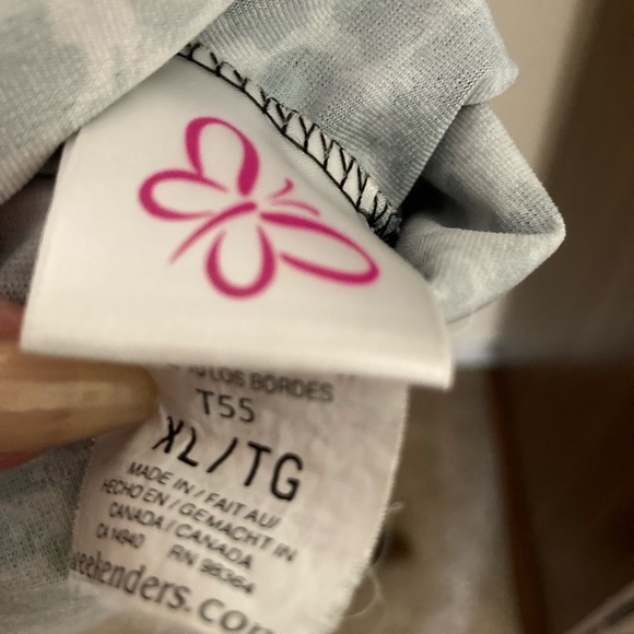 V neck faux wrap sleeveless top by Weekender - Picture 2 of 4